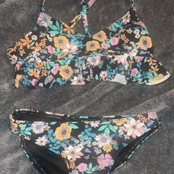 Girls O’Neil Bathing Suits 5-6 