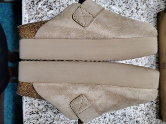 Clogs Size 6