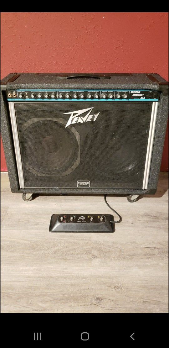 Early 90's Peavey Stereo Chorus 212 (Teal stripe) amplifier with original footswitch