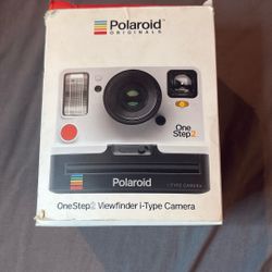Polaroid Camera 