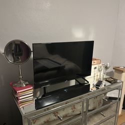 New Flatscreen Fire tv 26x15 