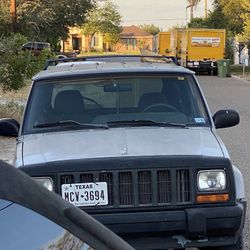 Jeep Cherokee Classic