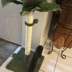 Cat Scratching Post 