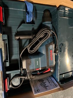Bosch 3/4 inch hammer (brand new)