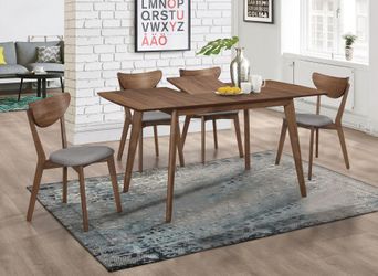 5 Pc. Dining Table Set.... Financing Options Available!
