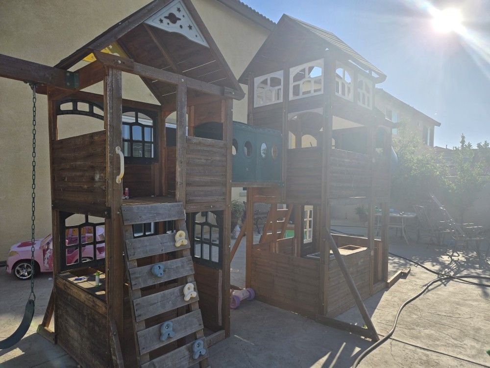 Playground With Swing Set