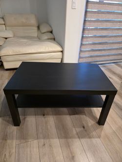 IKEA table / LACK