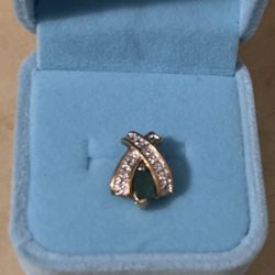 Pendant With Natural Emerald & Diamonds 