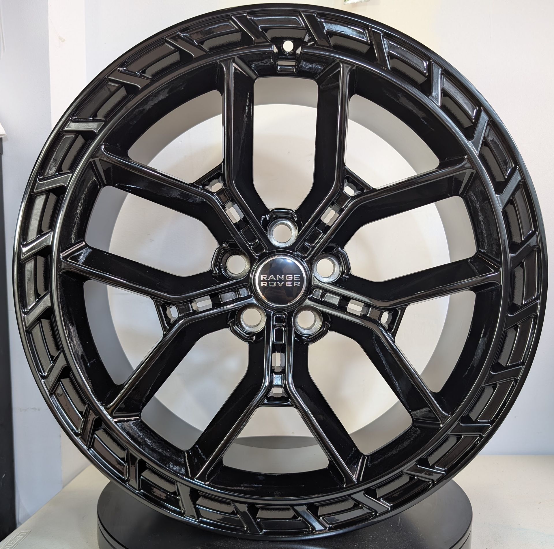22 Inch Black Wheels For Range Rover Land Rover Discovery