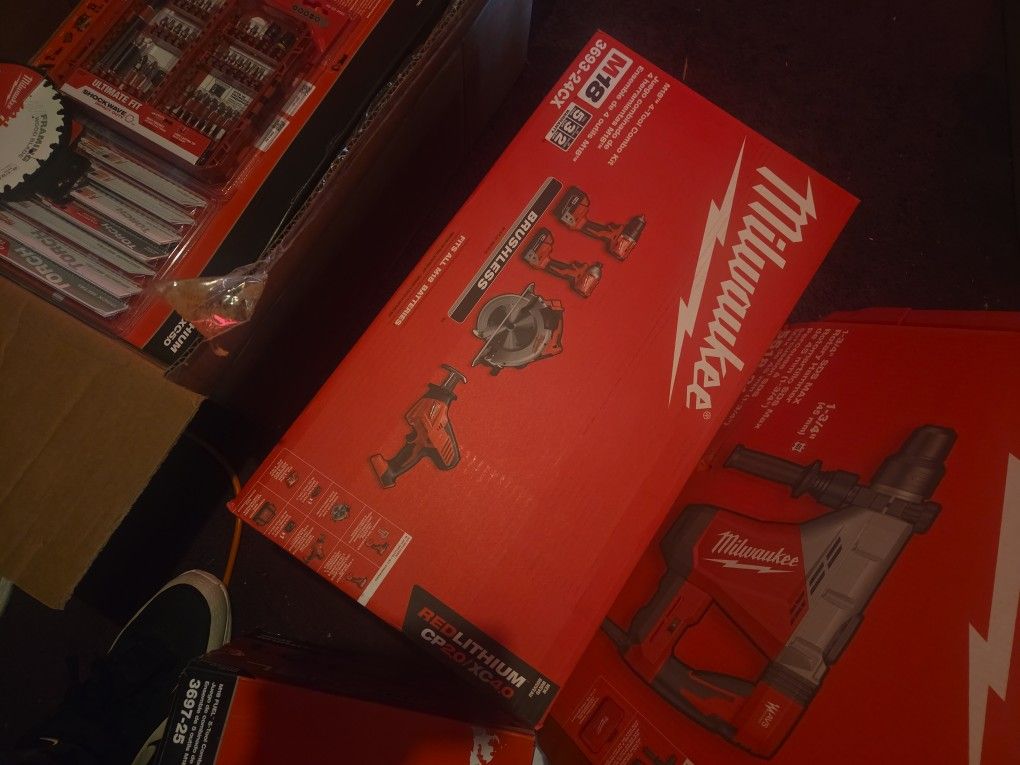 4 Tool Combo Kit By Milwaukee (New) M: 3693-24cx