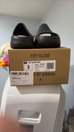 Yeezy Slides (kids)