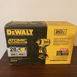 DEWALT ATOMIC 20V MAX Cordless Brushless 1/2 in. Impact Wrench DCF921B (Tool Only)