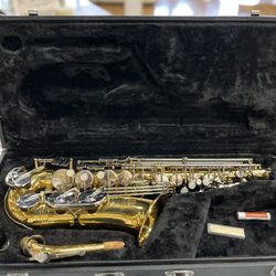 JUPITER JAS720 SAXOPHONE, USED CONDITION, COMES WITH HARD CASE, AND MOUTH PIECE ATTACHMENT