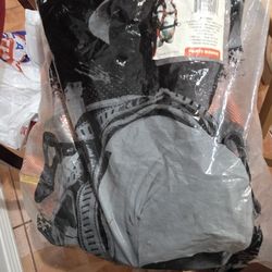 Brand New Never Used Harness With Pads 
