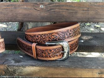 Belt tooled leather new