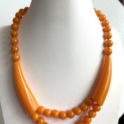 Vintage style very unique Amber resin beads necklace 