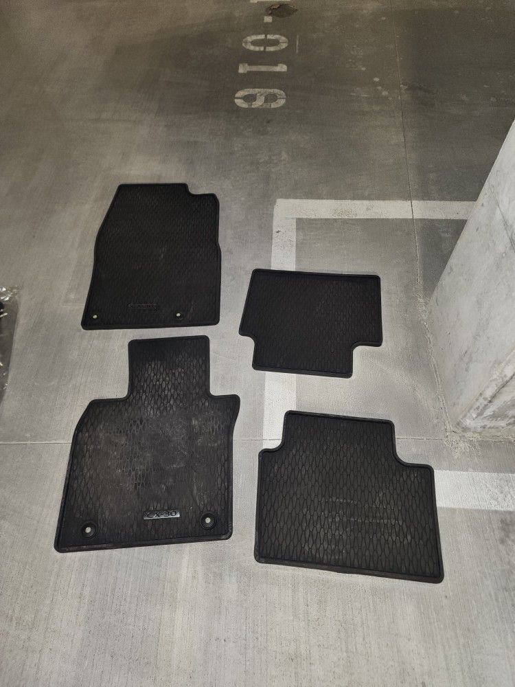 Mazda CX-30 Rubber Floor Mats – All-Weather Protection