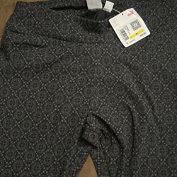 Puma Women Leggings Size M New With Tags