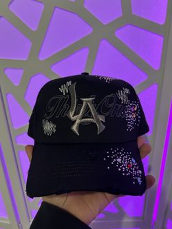 31 Hats Jewelry District New With Box