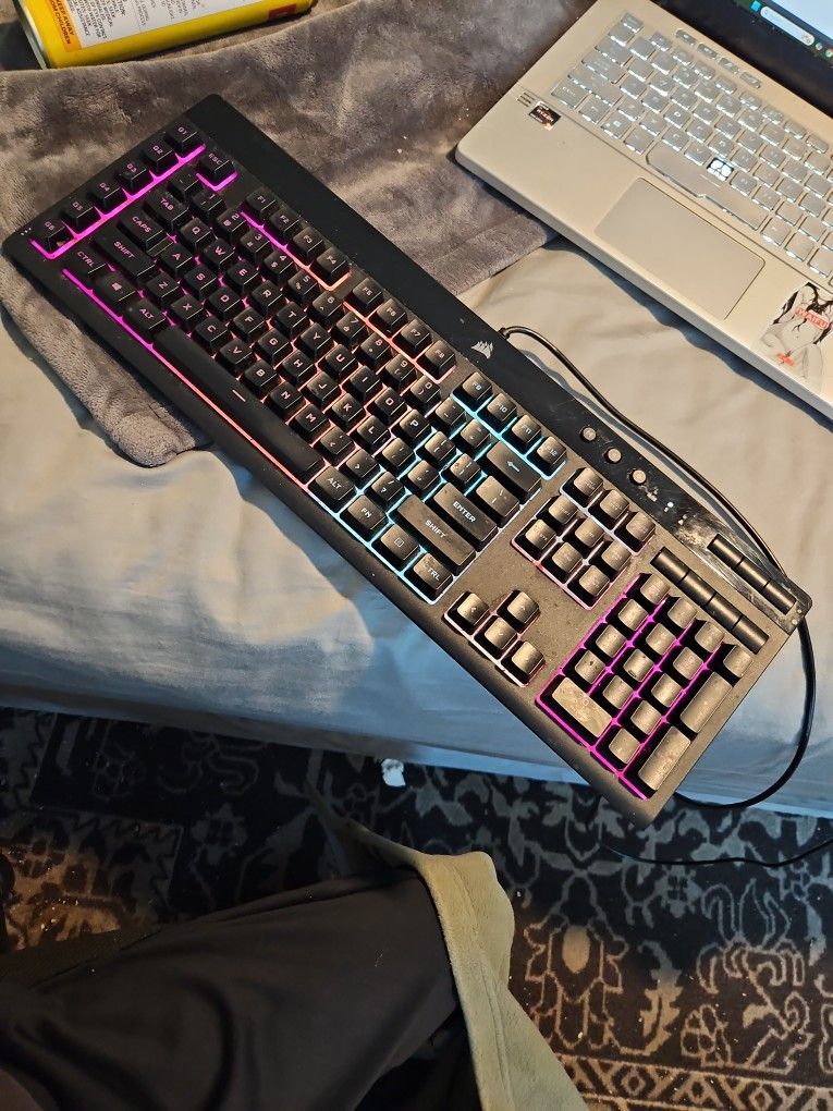 Corair Wired Keyboard (Dusty)