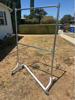 Wardrobe rack