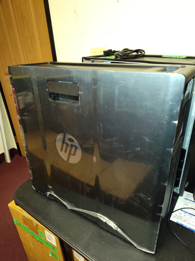 HP Z640 Workstation Xeon E5-2620V4 8 CORE, 64GB ! NVIDIA 500GB M.2 SSD