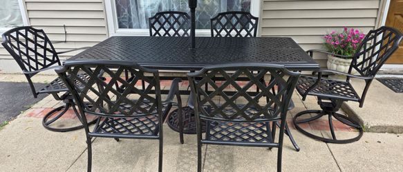 Cast Aluminum Patio Dining Set with 6 Chairs