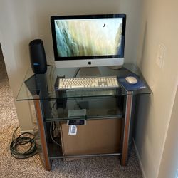 Selling Table And Computer 