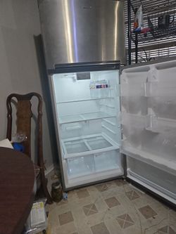 Whirlpool  refrigerator