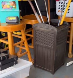 Free table