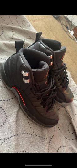 Air Jordan 12’s Retro Black/Red / Size: 4.5Y