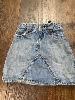 Girls Jean skirt size 6 by gap #9
