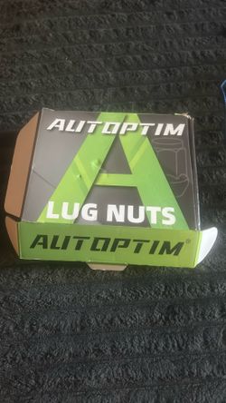 24 Brandnew Lug But Lick Set With Lock Socket