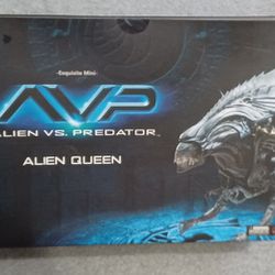 Alien Vs Predator Alien Queen 1/18 Scale Mini Exquisite New Movie Show Ripley