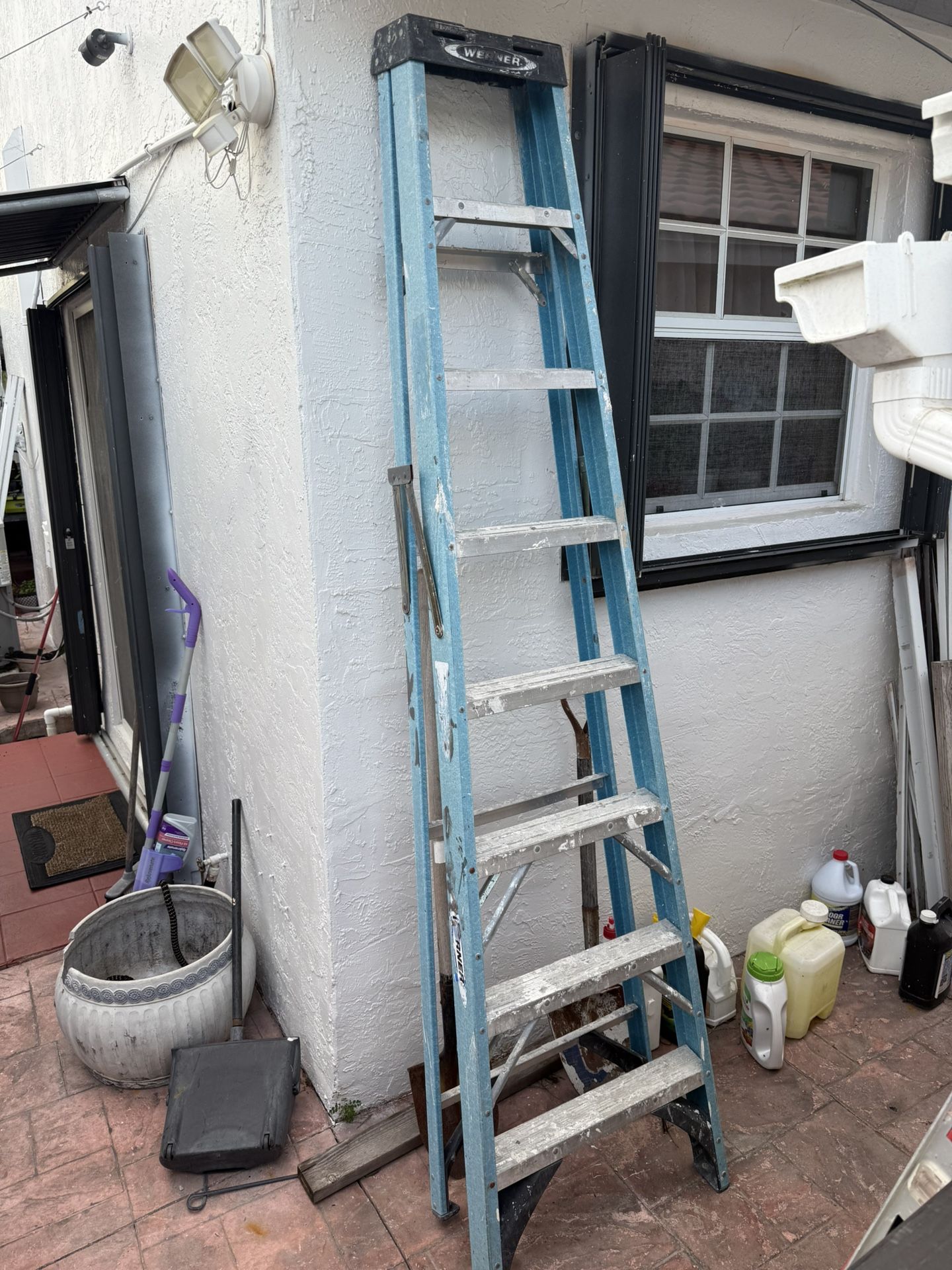 8 Ft Ladder