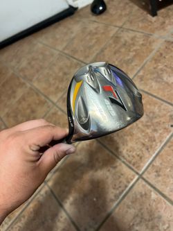 Taylormade R7 425 10.5 degree stiff driver