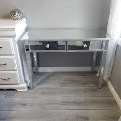Mirror Console Table / Mesa De Espejo 