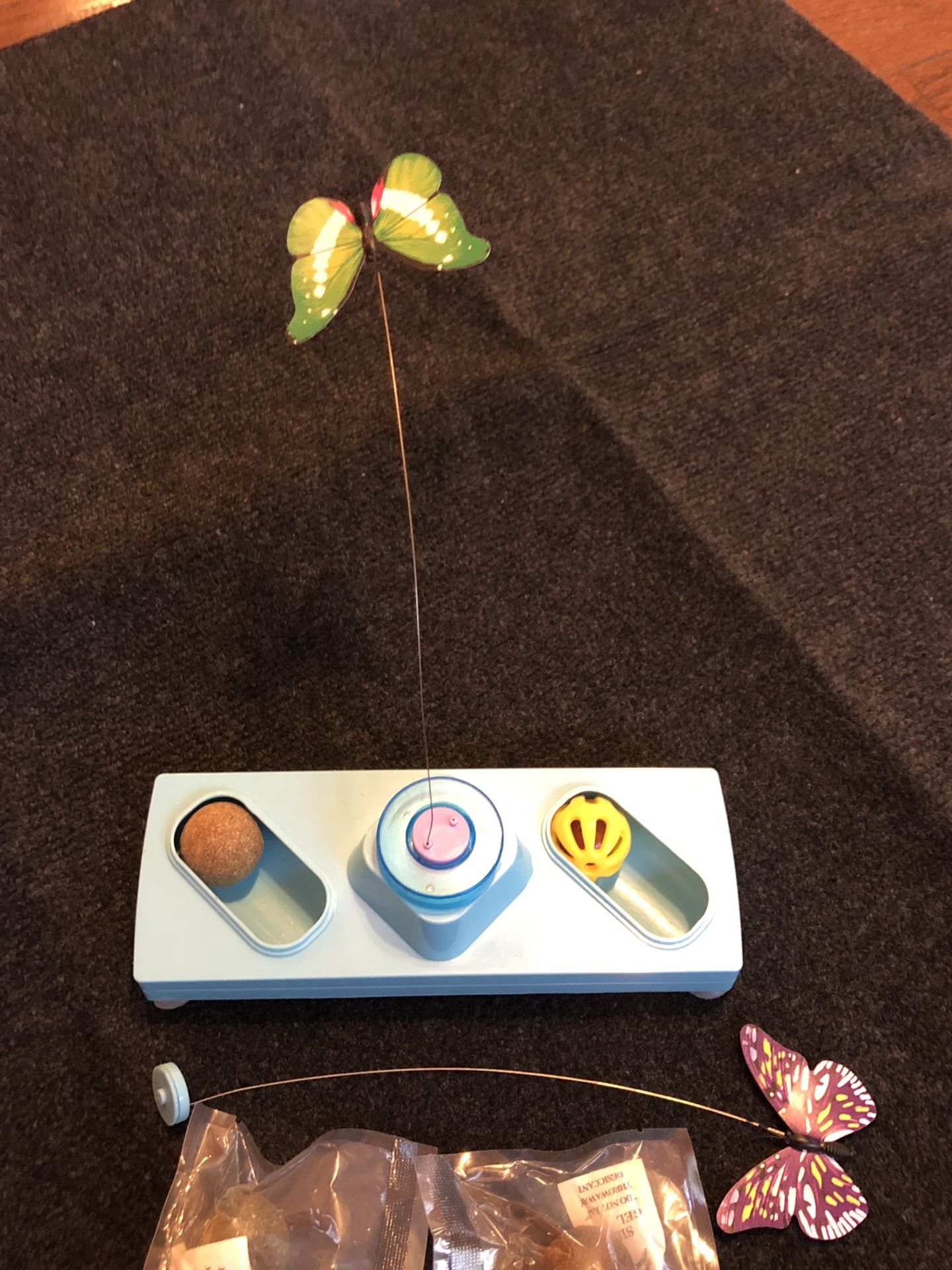 Interactive Indoor Cat Toy 🐈