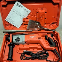 Milwaukee

8 Amp Corded 1 in. SDS D-Handle Rotary Hammer