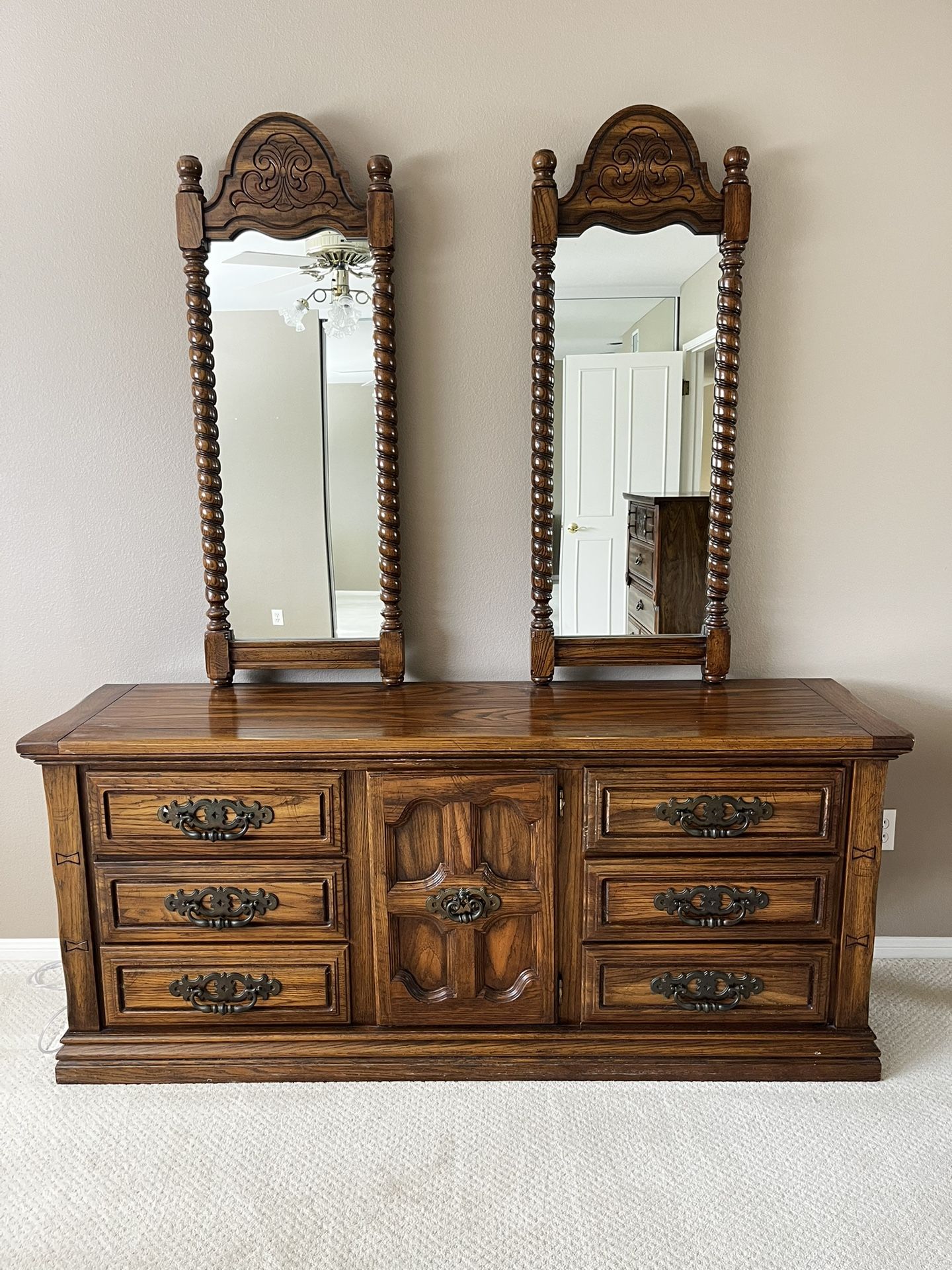 Dresser, Chest, 2 Night Stands