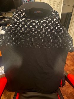 Lv shirt