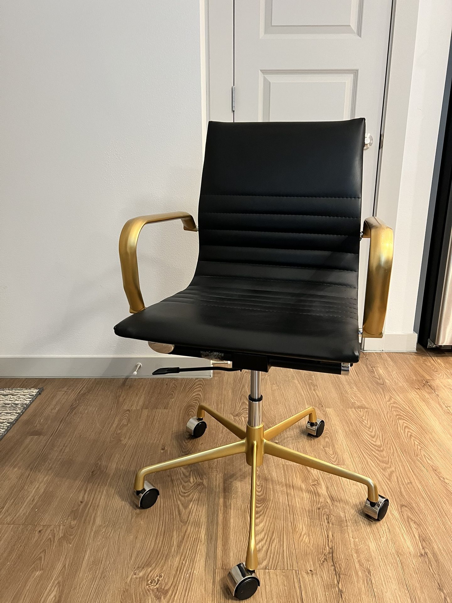 Office chair Swivel- Leather And Gold