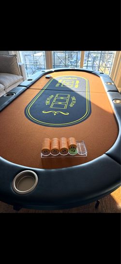 Poker Table / Poker chips