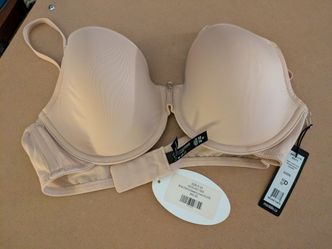 Bra; New, Never Worn; Underwire 32D; Nude Color