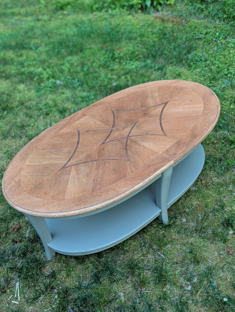 Solid Wood Coffee Table W/ Walnut Inlay