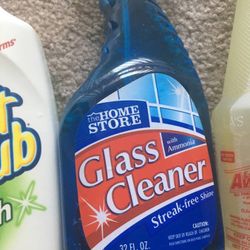 New!  Glass Cleaner Spray Bottle - Streak Free