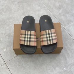 Burberry slides 