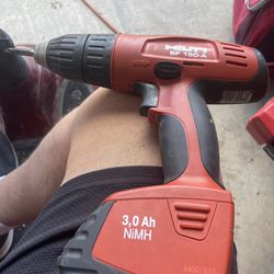 Hilti Drill 2 3/0 Batteries And Charger And Case 