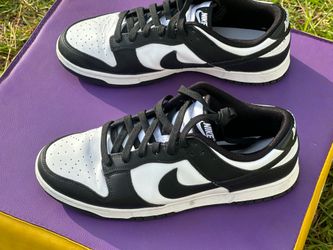 Size 10 Nike dunks