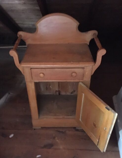 Pine dry sink